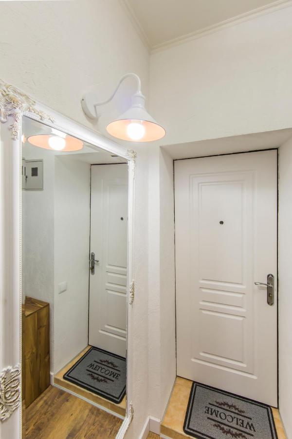 Kyiv Quiet Loft Apartment ภายนอก รูปภาพ