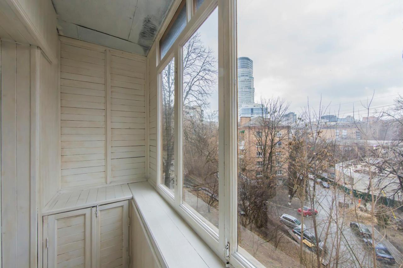 Kyiv Quiet Loft Apartment ภายนอก รูปภาพ